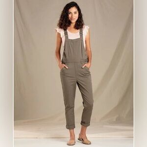 Toad & Co Touchstone Overalls Falcon Briwn Vintage Wash size M